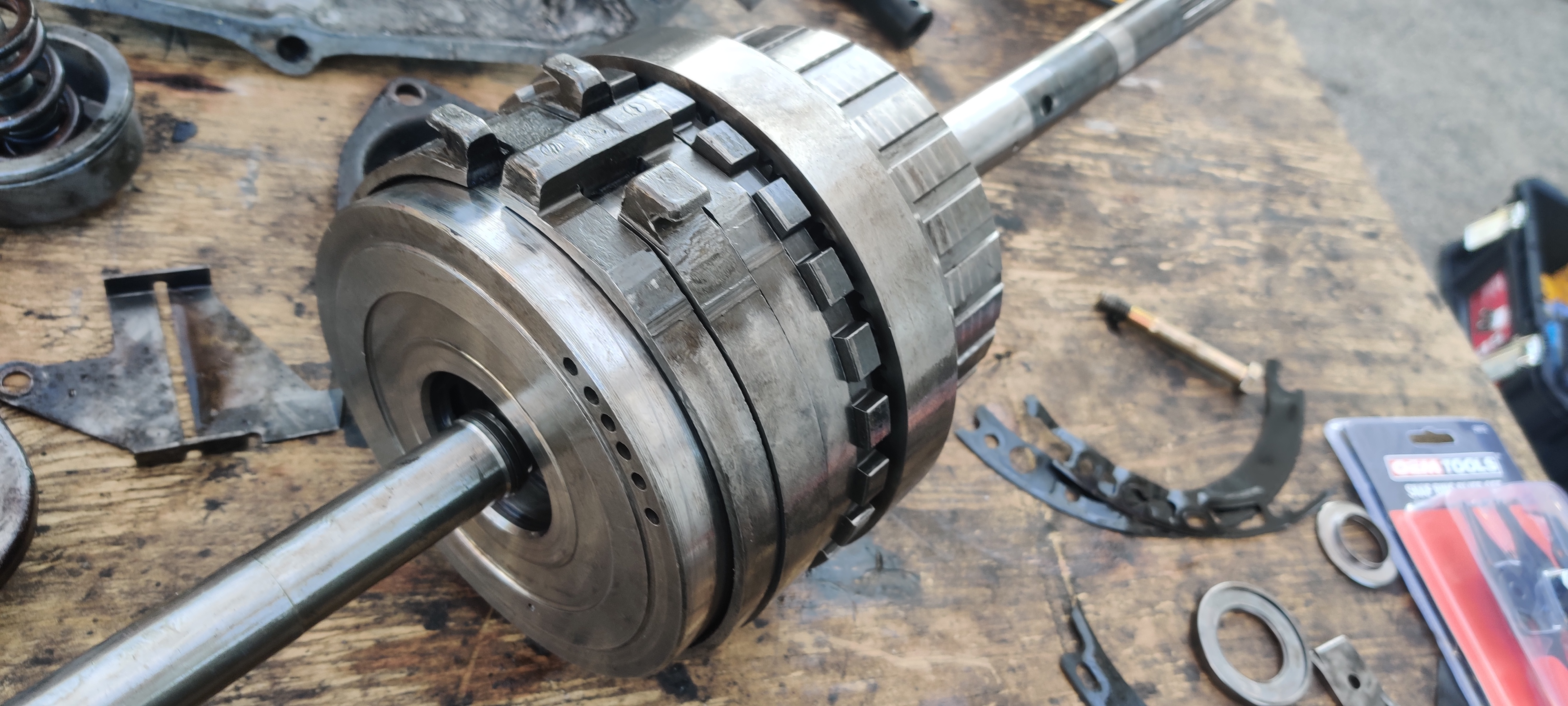 This is the core of the transmission, the planetary gear set